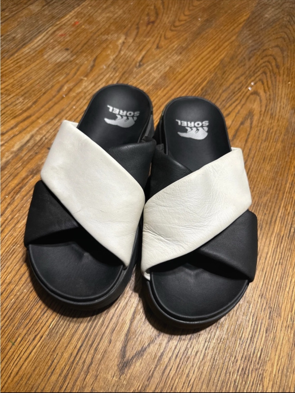 SOREL Black and White Crisscross Slide Sandals